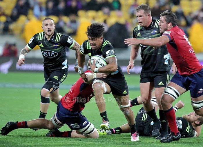 Aisle be back: Hurricanes v Crusaders